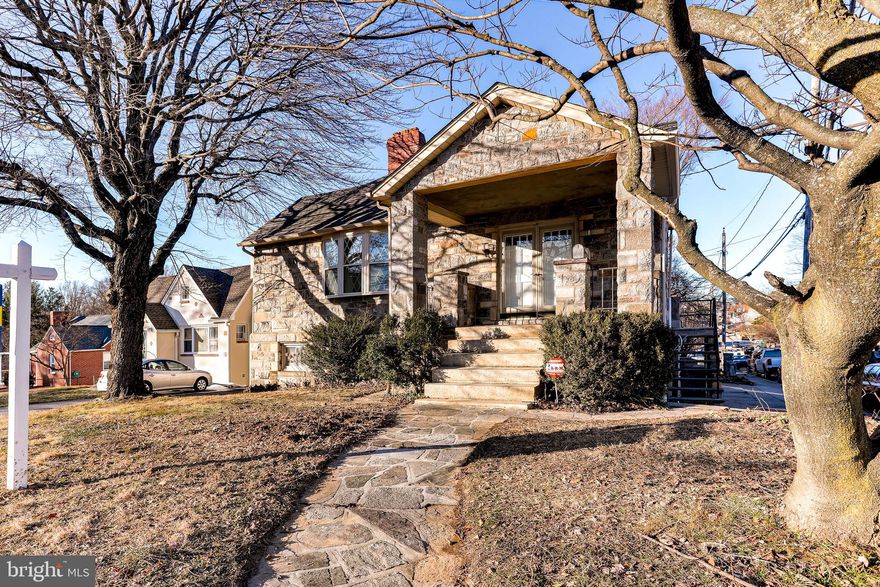 HOMES LIKE THIS DON'T HIT THE MARKET VERY OFTEN. THIS WONDERFUL STONE COLONIAL HOME HAS SO MUCH TO OFFER YOU WON'T BELIEVE YOUR EYES! THE CHARMING STONE FRONT PORCH LEADS TO THE MAIN FOYER WITH A CUSTOM WINDOW SEAT BETWEEN TWO COAT CLOSETS FOR PLENTY OF STORAGE FOR YOUR COATS AND SHOES. THE FOYER IS OPEN TO A SPACIOUS LIVING ROOM WITH BEAUTIFUL STONE FIREPLACE, BEAUTIFULLY REFINISHED HARDWOOD FLOORING AND HIGH CEILINGS. ENJOY ENTERTAINING IN THE ELEGANT DINING ROOM THAT IS OPEN TO A LARGE ENTERTAINER'S KITCHEN BOASTING NEW STAINLESS STEEL APPLIANCES, GAS STOVE, COUNTER SPACE GALORE, WALK-IN PANTRY AND A CUSTOM ISLAND WITH SEATING. MAIN LEVEL MASTER BEDROOM WITH ENSUITE. 2ND BEDROOM ON MAIN FLOOR WITH A 2ND FULL BATH OFF THE HALLWAY FOR GUESTS. THE UPPER LEVEL OFFERS 3 LARGE BEDROOMS, A 3RD FULL BATH AND AN OPEN PLAY/RECROOM AREA. THE BASEMENT HAS A LARGE CLUB ROOM, 4TH FULL BATH, 6TH BEDROOM, FINISHED LAUNDRY AND 2 CAR GARAGE THAT FITS 4 CARS. THIS IS A TRUE MECHANICS GARAGE. THE HOME HAS A NEW DUAL ZONE GAS HEAT SYSTEM INSTALLED WITH NEW A/C UNITS. EVERY BATHROOM BOASTS NEW TILE AND FIXTURES. THE REAR YARD HAS A LARGE STONE PATIO, SEATING AREA AND STONE FIREPLACE. THIS HOME HAS OLD WORLD CHARM WITH MODERN FINISHES AND AN OPEN LAYOUT. THIS WON'T LAST LONG. GET YOUR BUYERS IN THERE RIGHT AWAY.