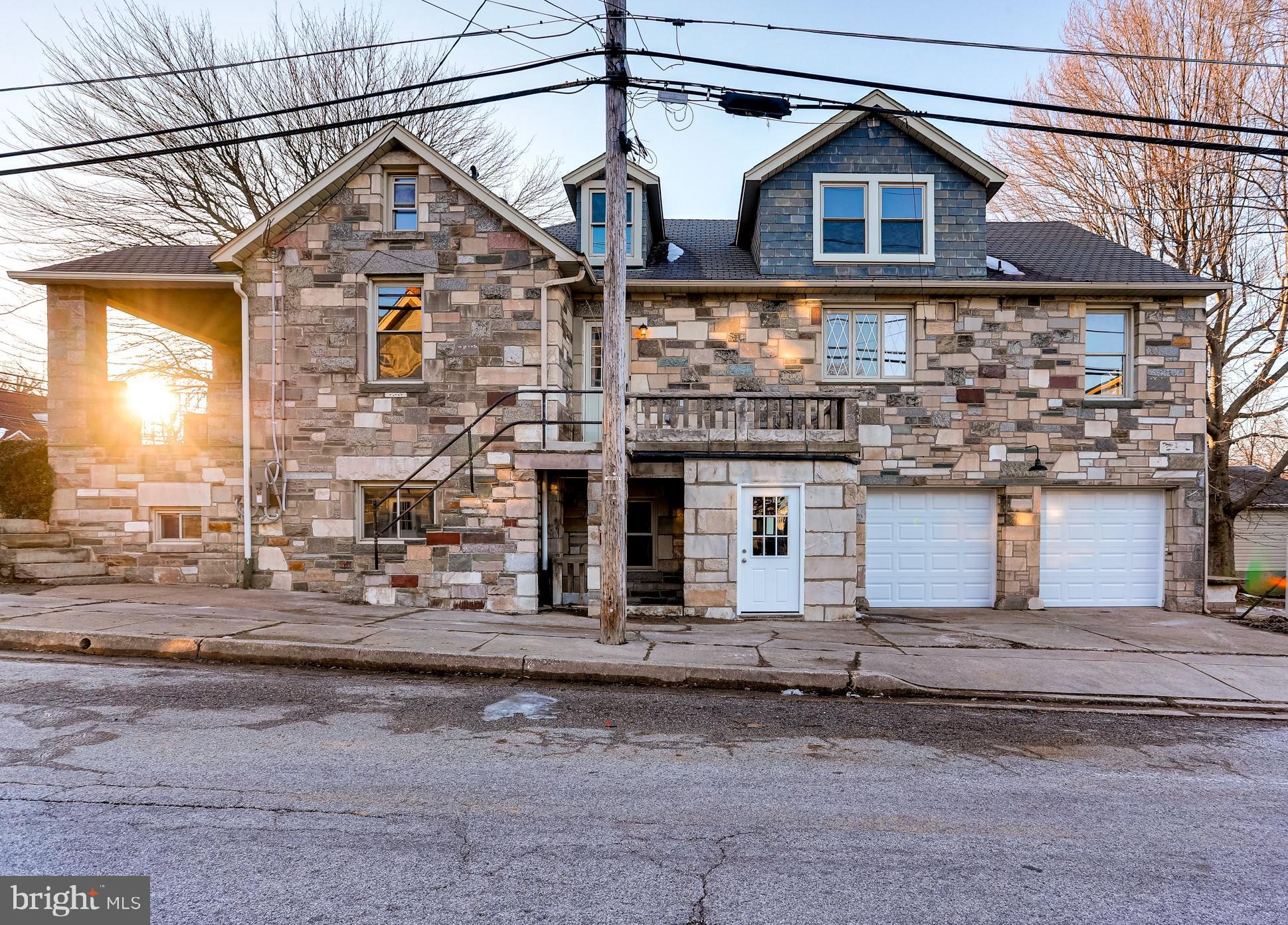 PARKVILLE - Residential