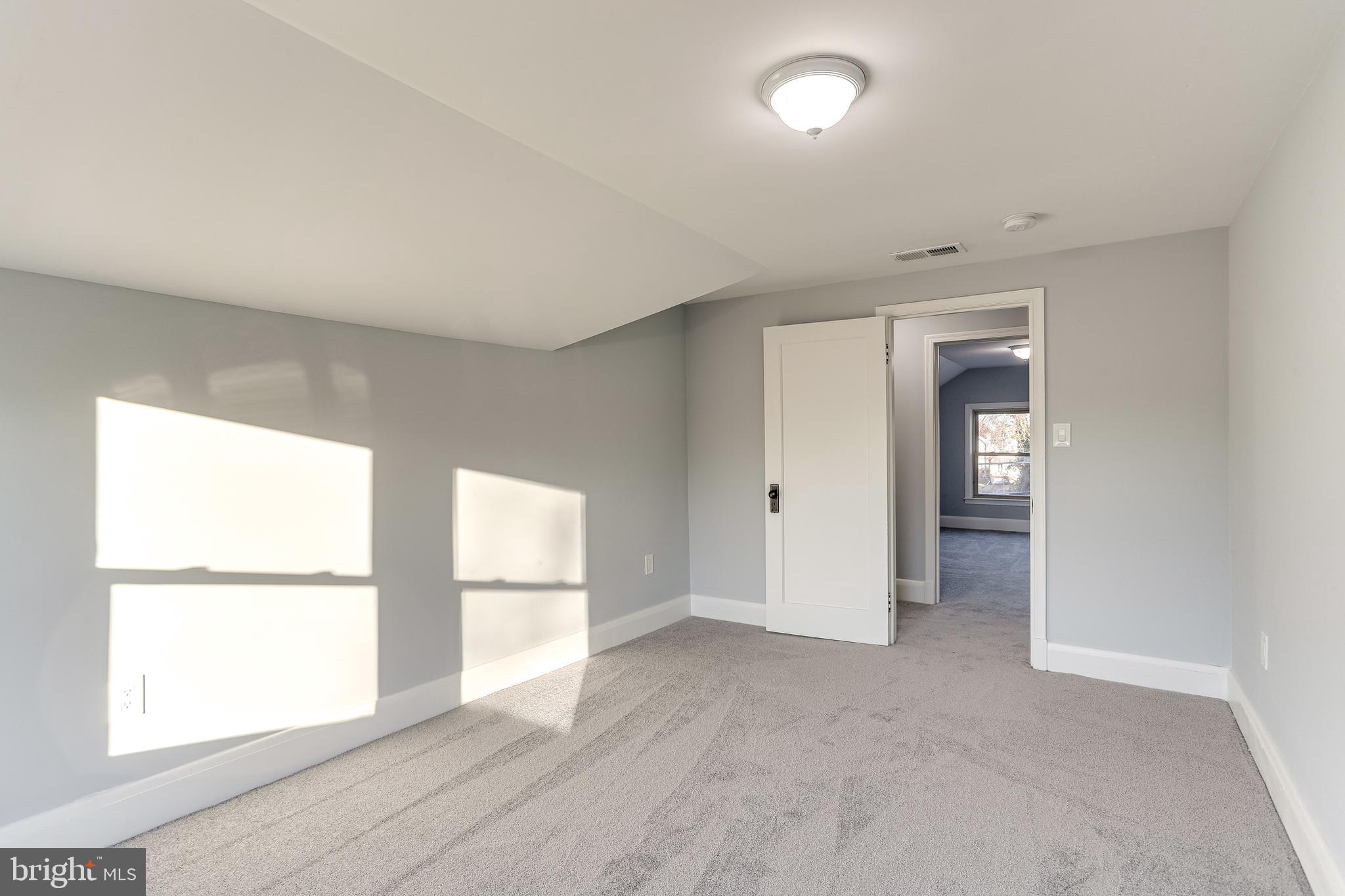 PARKVILLE - Residential