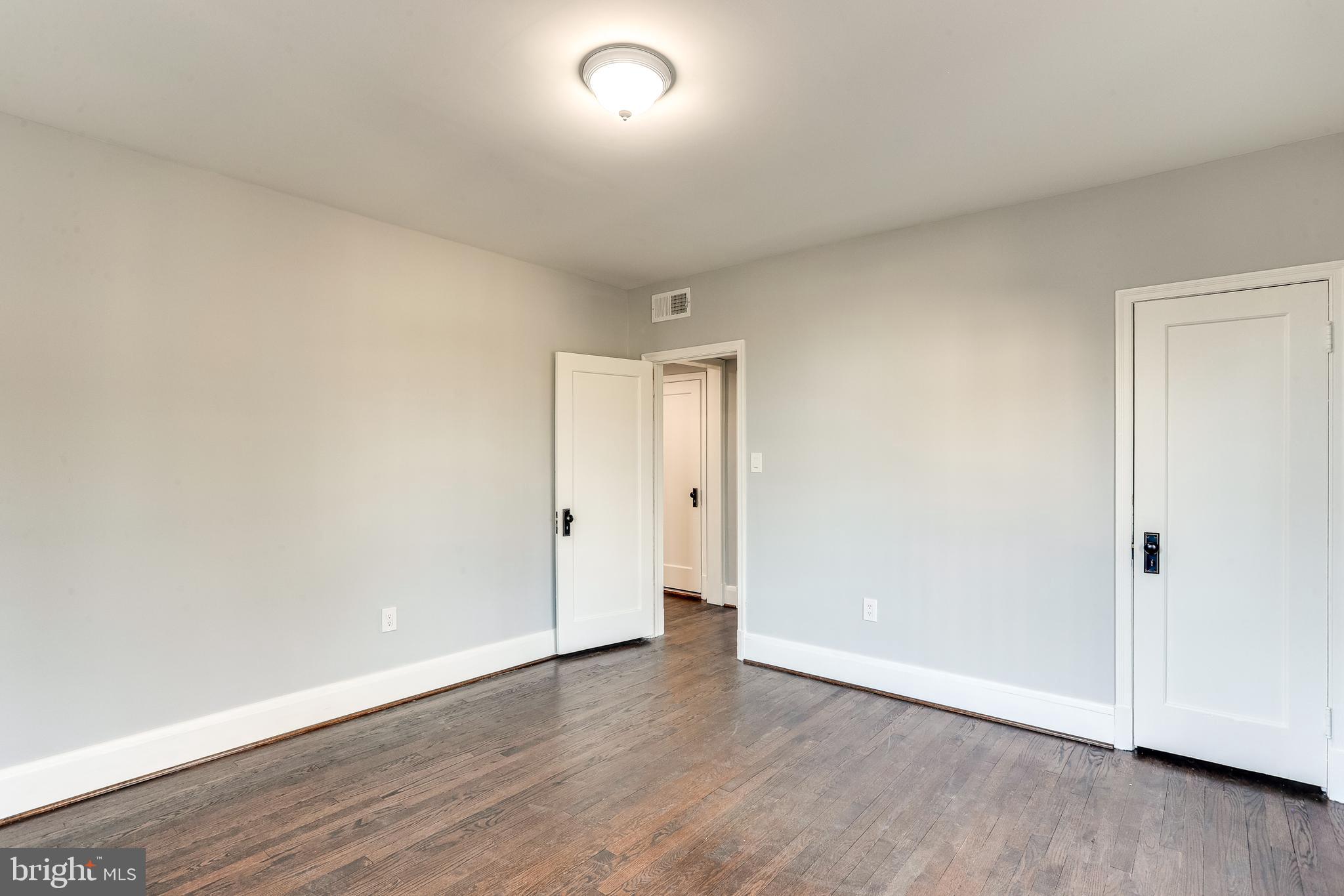 PARKVILLE - Residential