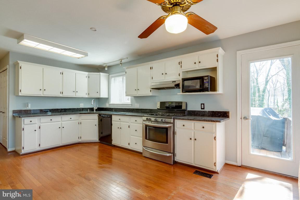 POINT OF WOODS - Residential