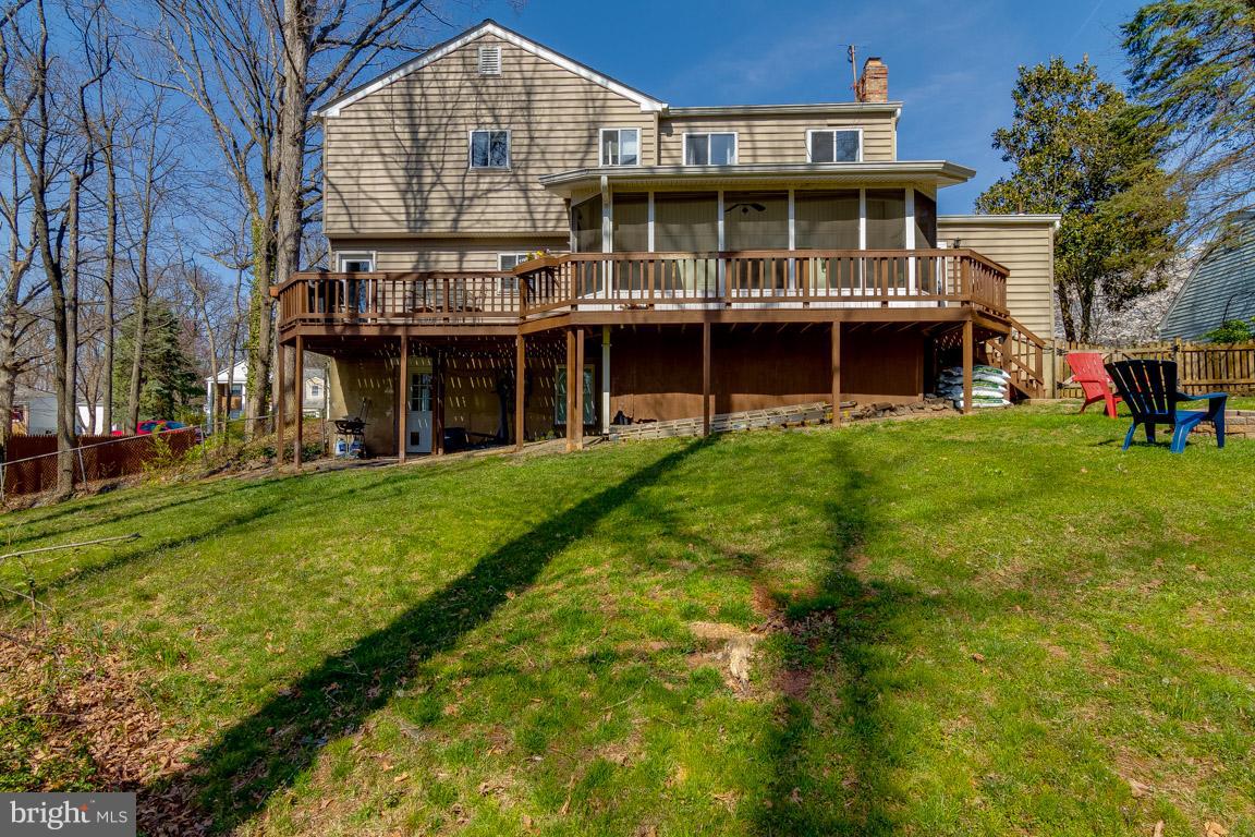 POINT OF WOODS - Residential