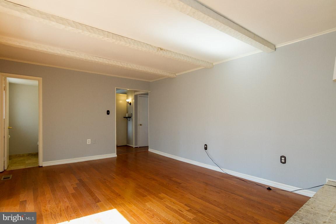 POINT OF WOODS - Residential