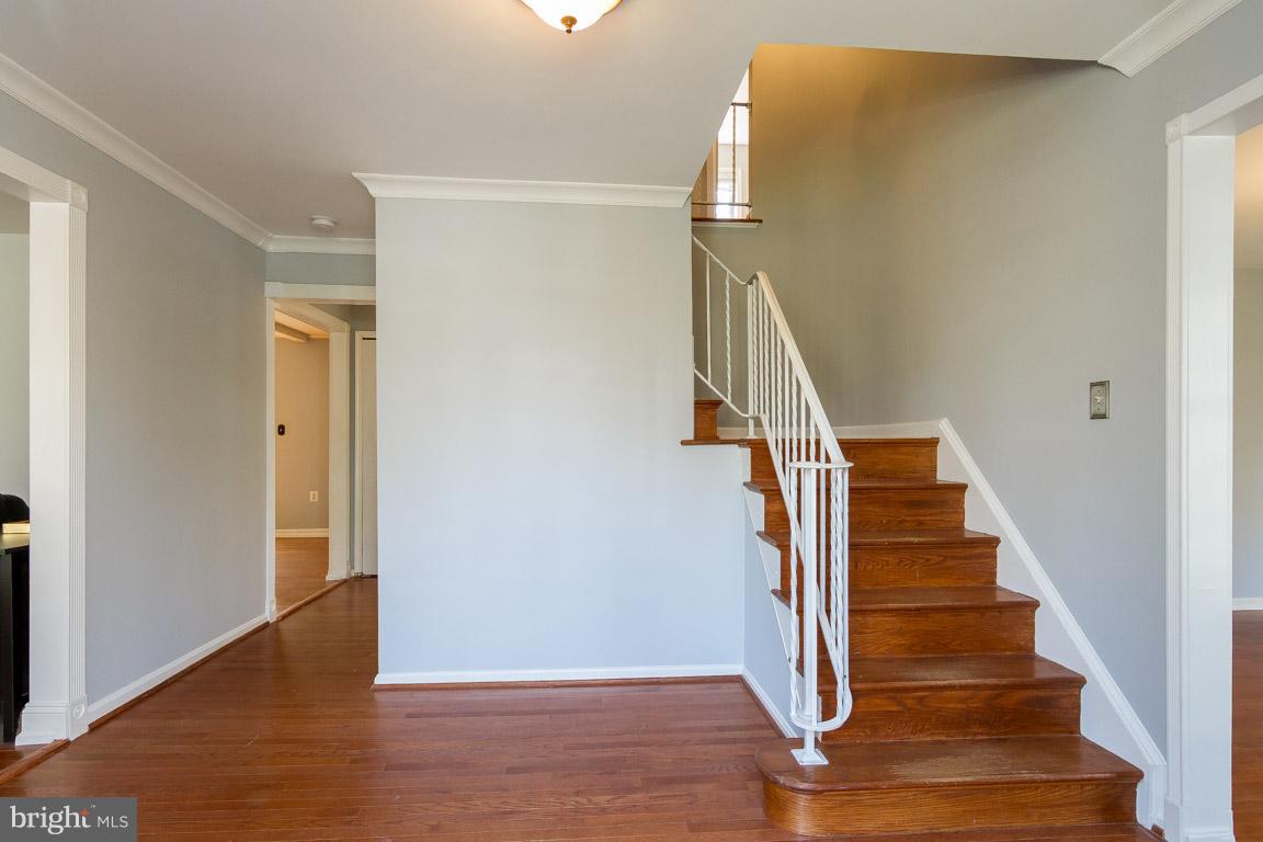 POINT OF WOODS - Residential