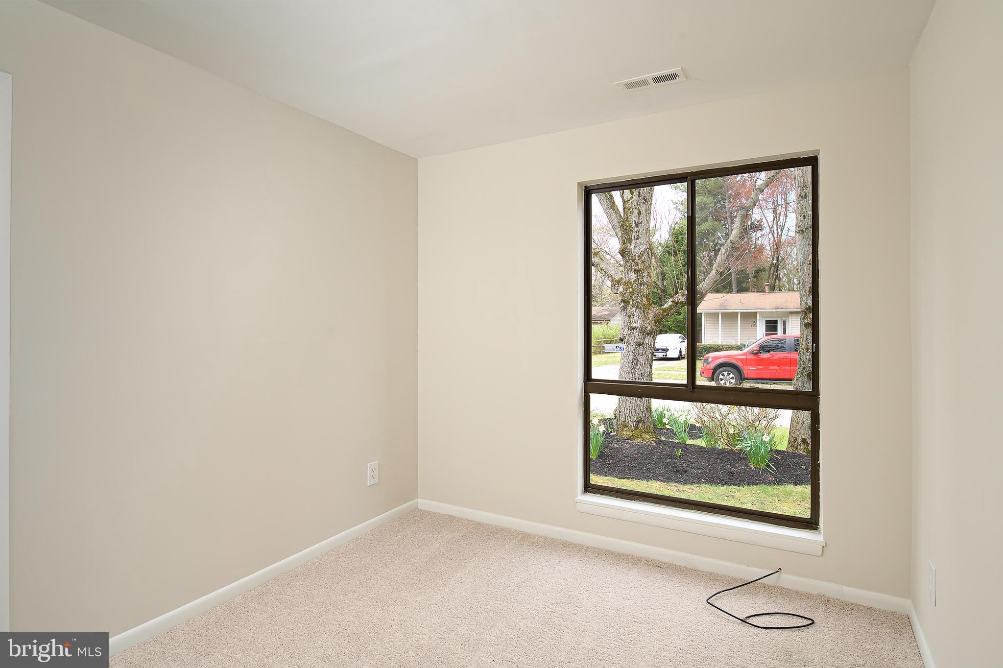 VILLAGE OF OAKLAND MILLS - Residential