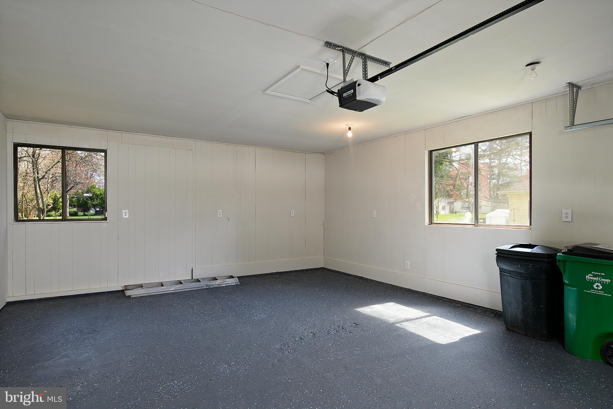 VILLAGE OF OAKLAND MILLS - Residential