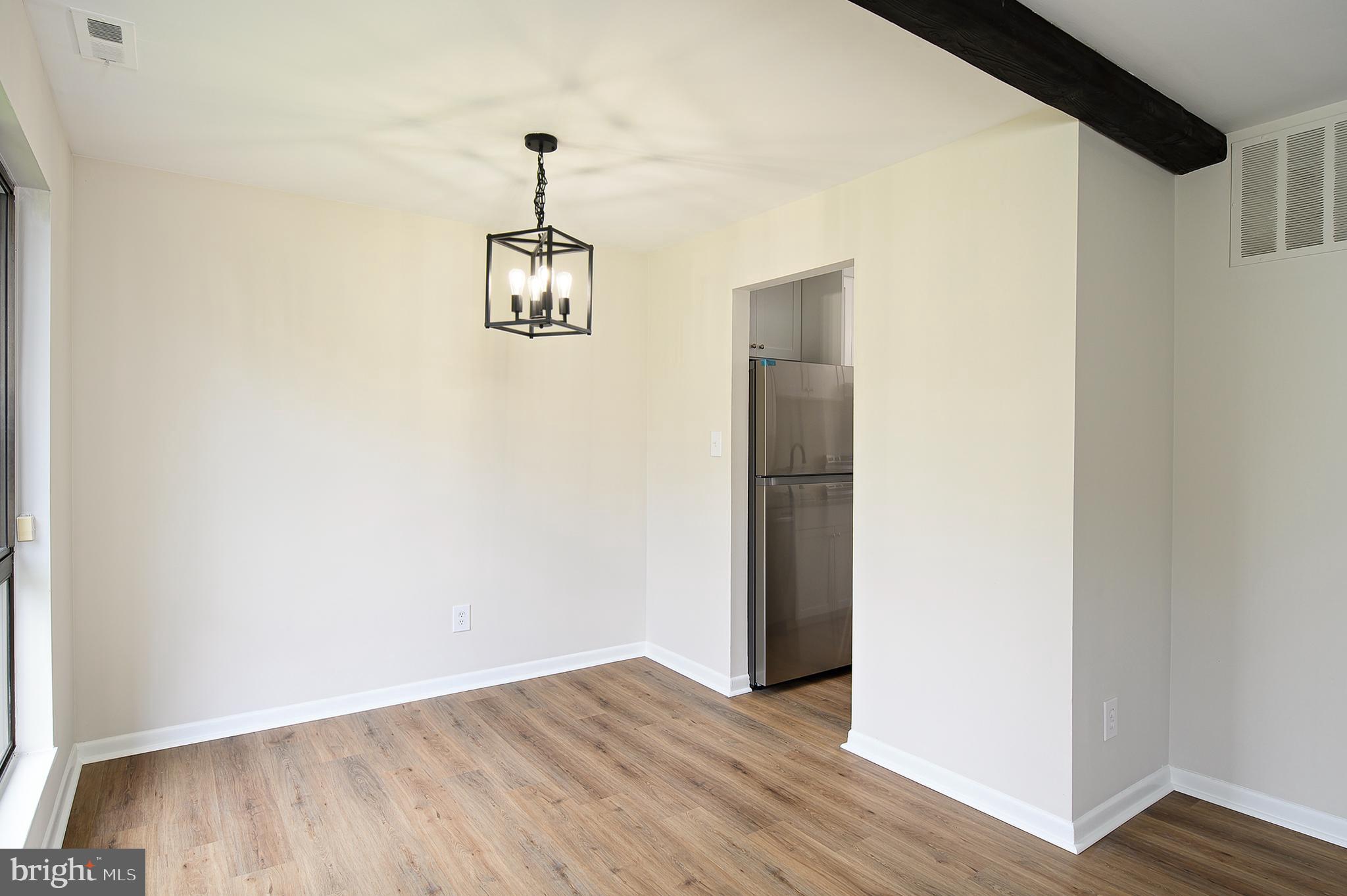 VILLAGE OF OAKLAND MILLS - Residential