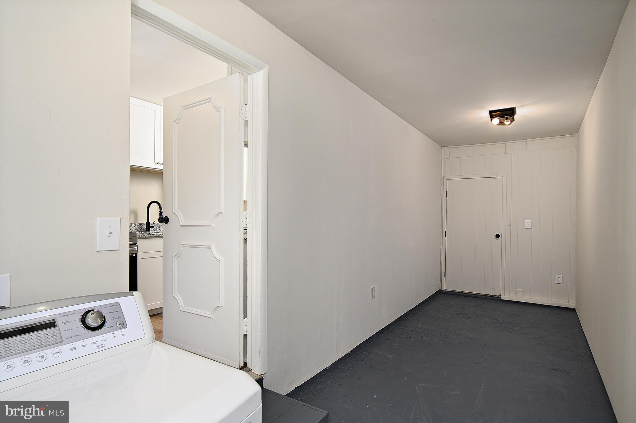 VILLAGE OF OAKLAND MILLS - Residential