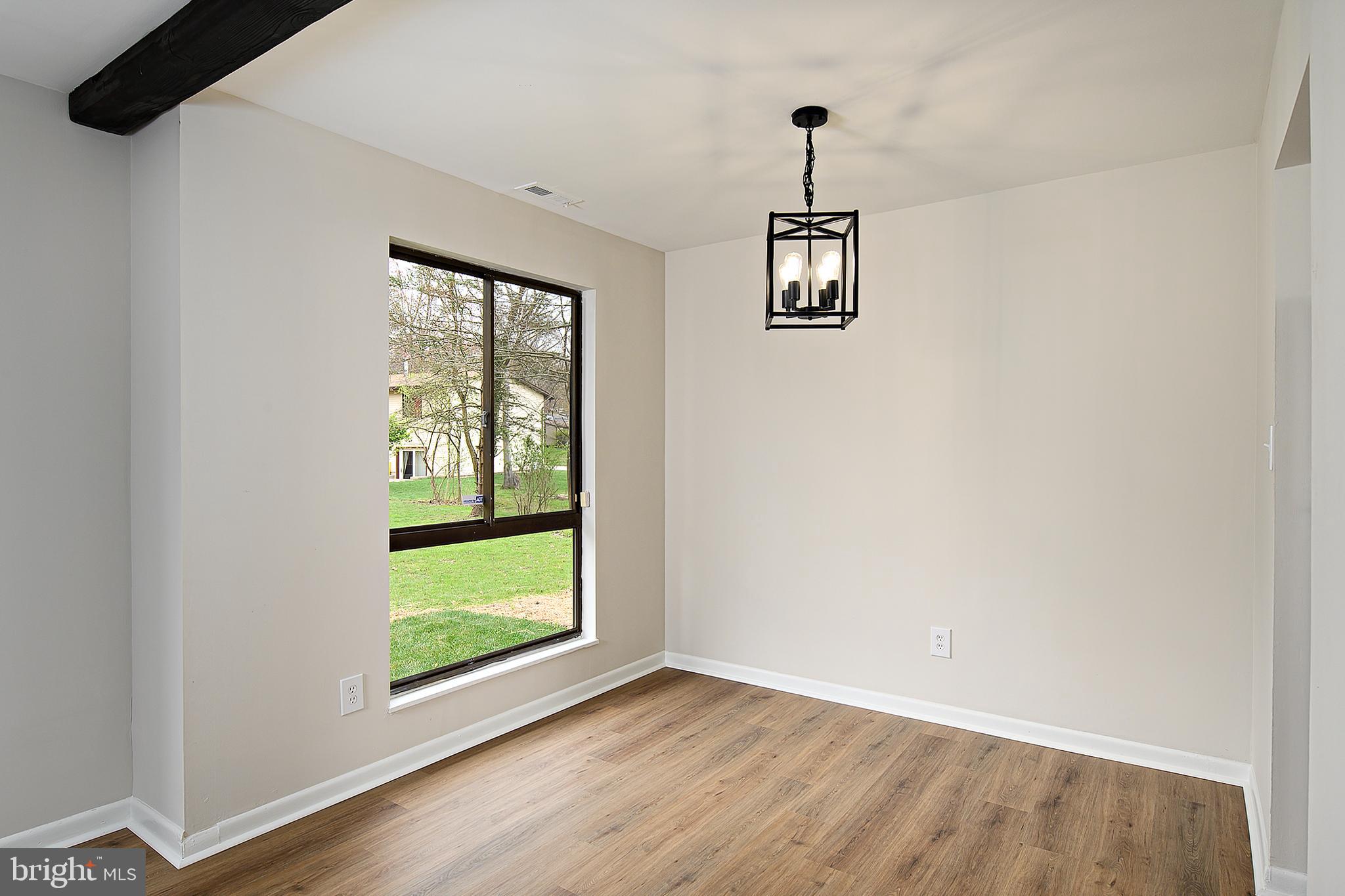 VILLAGE OF OAKLAND MILLS - Residential