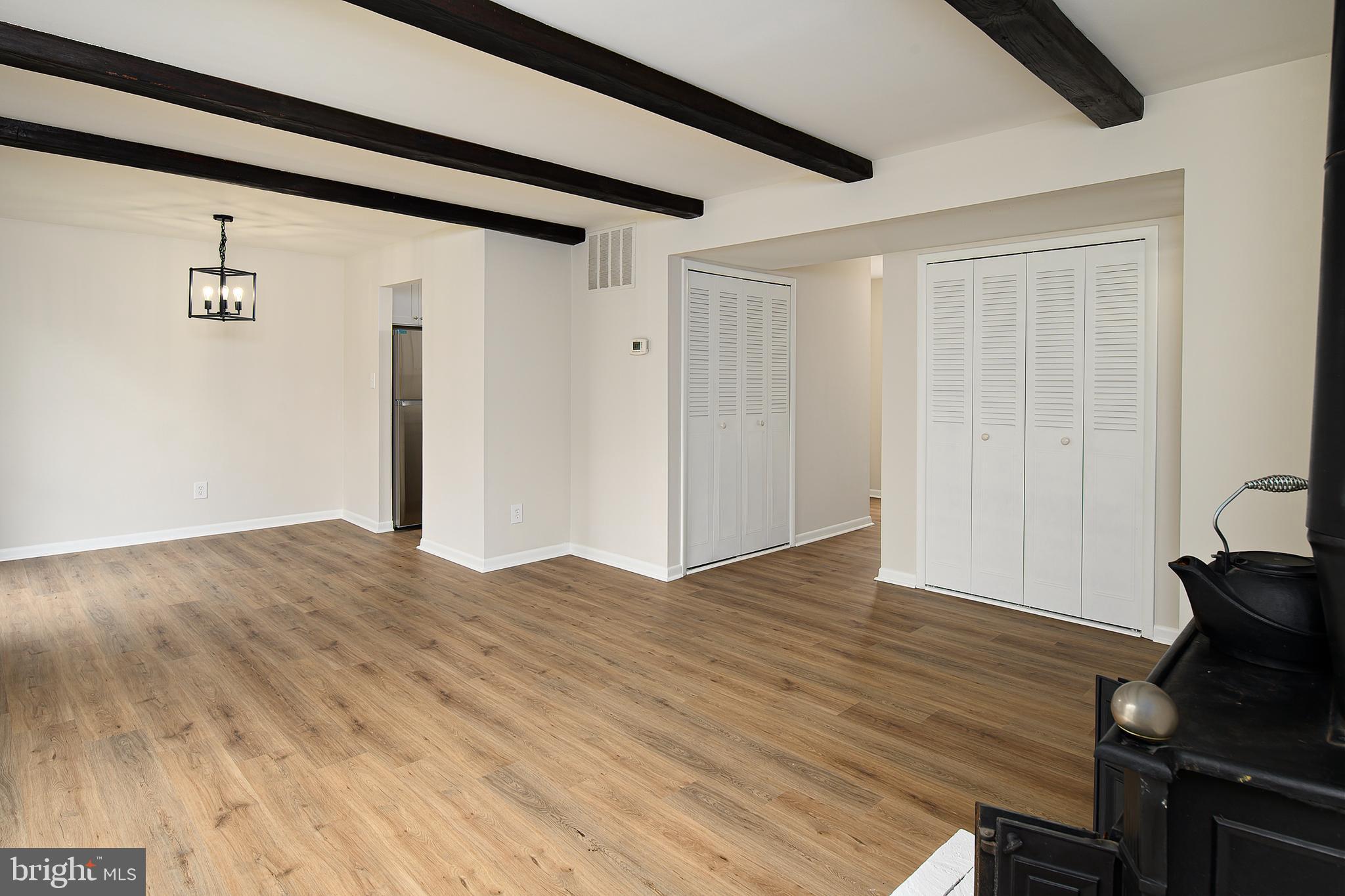 VILLAGE OF OAKLAND MILLS - Residential