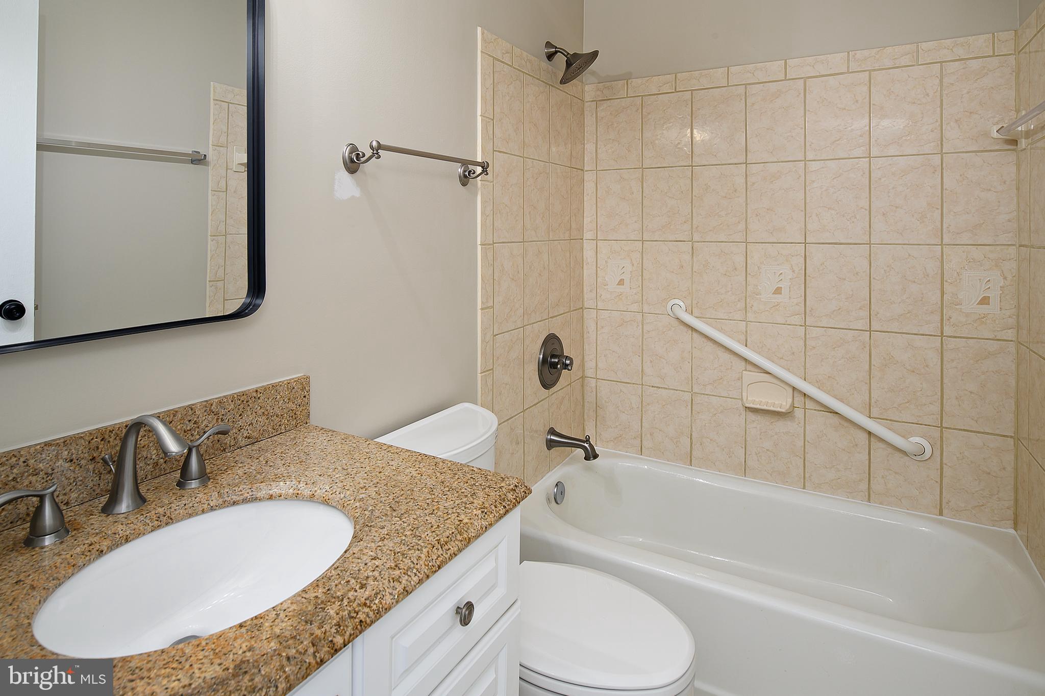 VILLAGE OF OAKLAND MILLS - Residential