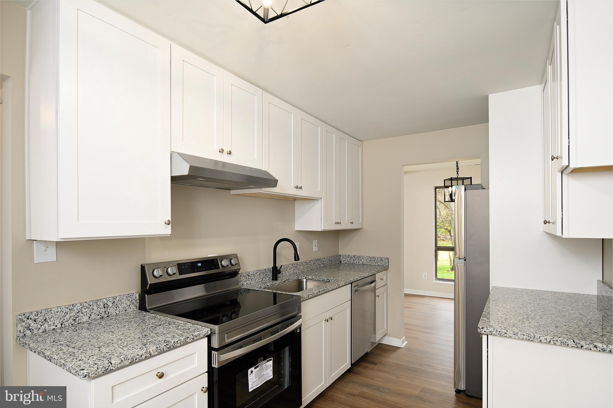 VILLAGE OF OAKLAND MILLS - Residential