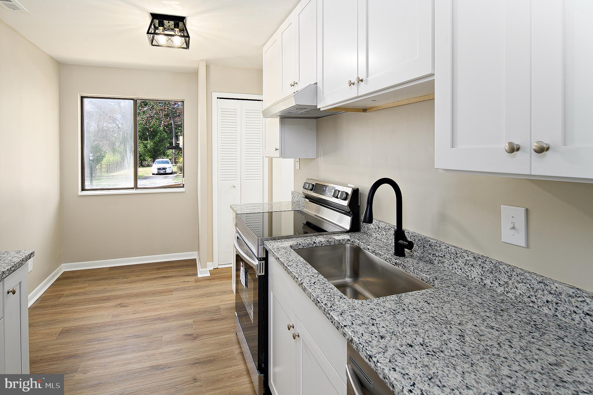 VILLAGE OF OAKLAND MILLS - Residential