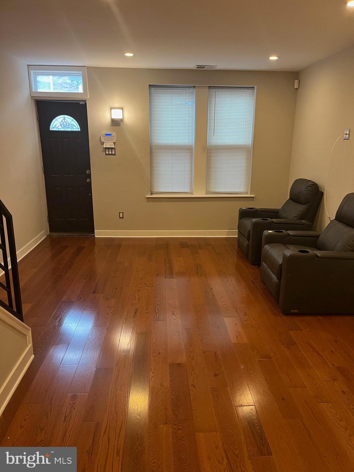 POINT BREEZE - Residential