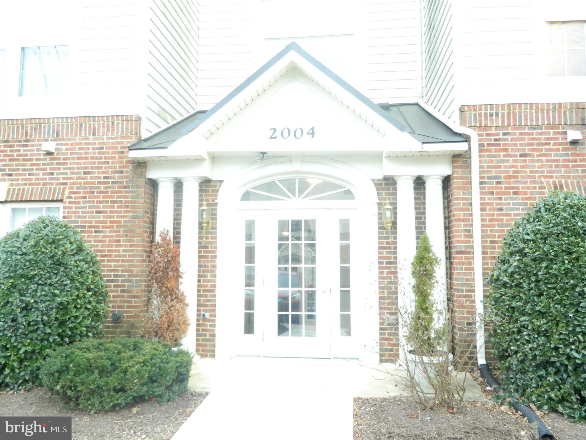 THE POINTE AT REGENT PAR - Residential