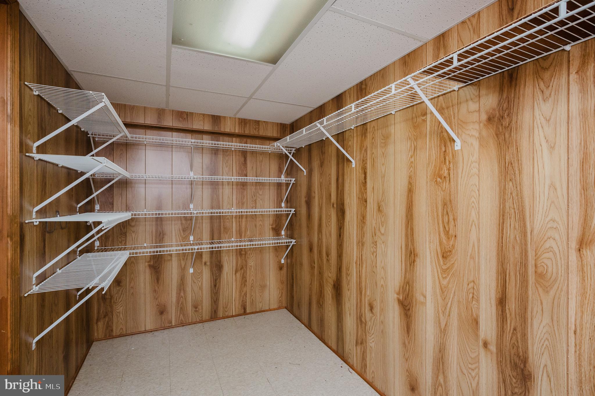 FAIRWOOD HEIGHTS - Residential Lease
