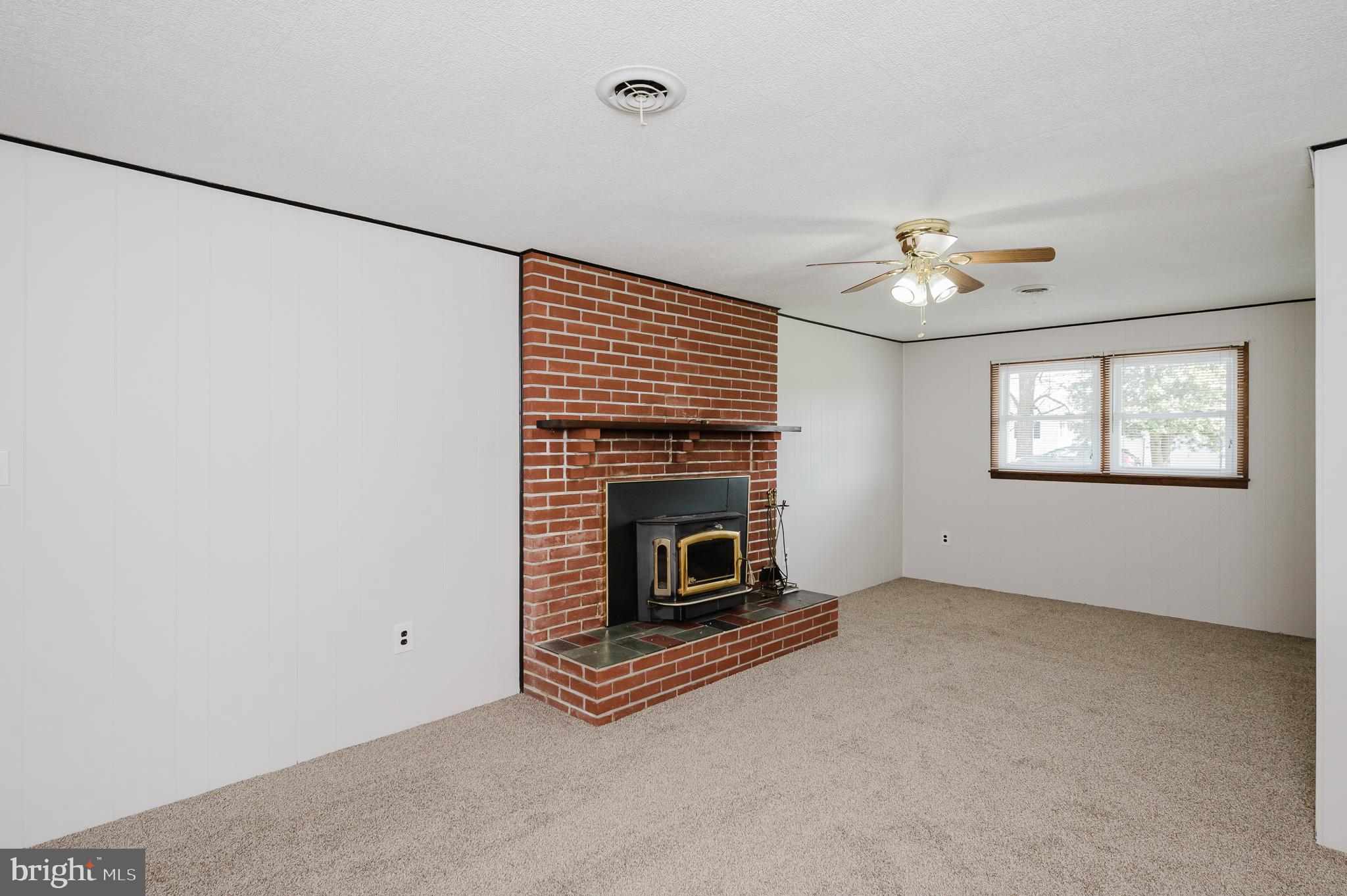 FAIRWOOD HEIGHTS - Residential Lease