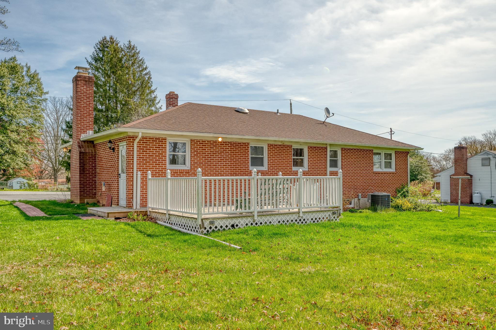FAIRWOOD HEIGHTS - Residential Lease