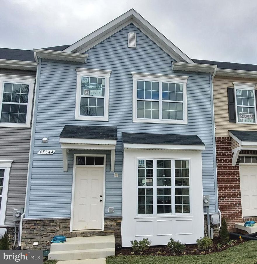 Sold & Settled Olympia #3 3 level townhome  at Elizabeth Hills. This 3 level townhome features a finished basement: a rec room, full bath and den on a walkout site with a 10x10 concrete patio. 1st floor is the mid kitchen layout featuring granite countertops & upgraded cabinets for the kitchen, with a beautiful front dining room w. bay window extension and large rear family room.  Upper level will feature 3bd, 2baths, plus laundry room.  Stainless steel appliances.