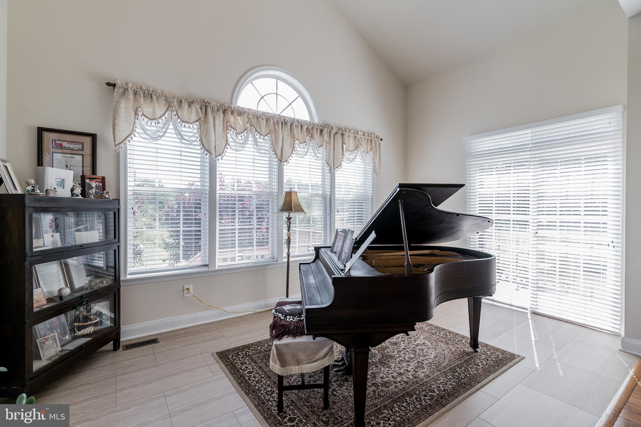 HERITAGE HUNT - Residential