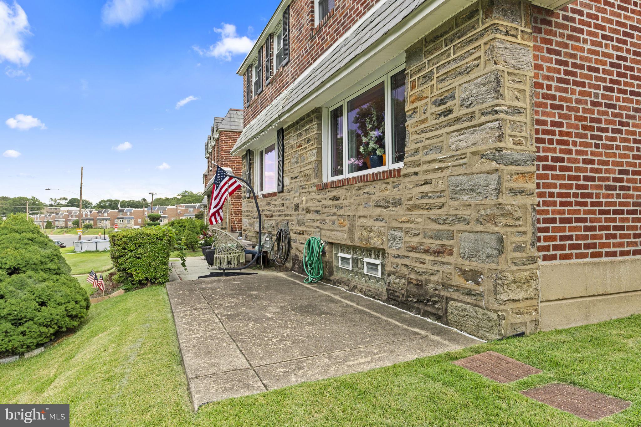 MAYFAIR - Residential