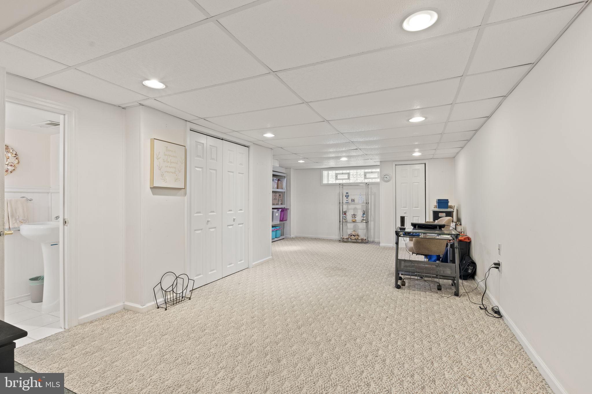 MAYFAIR - Residential