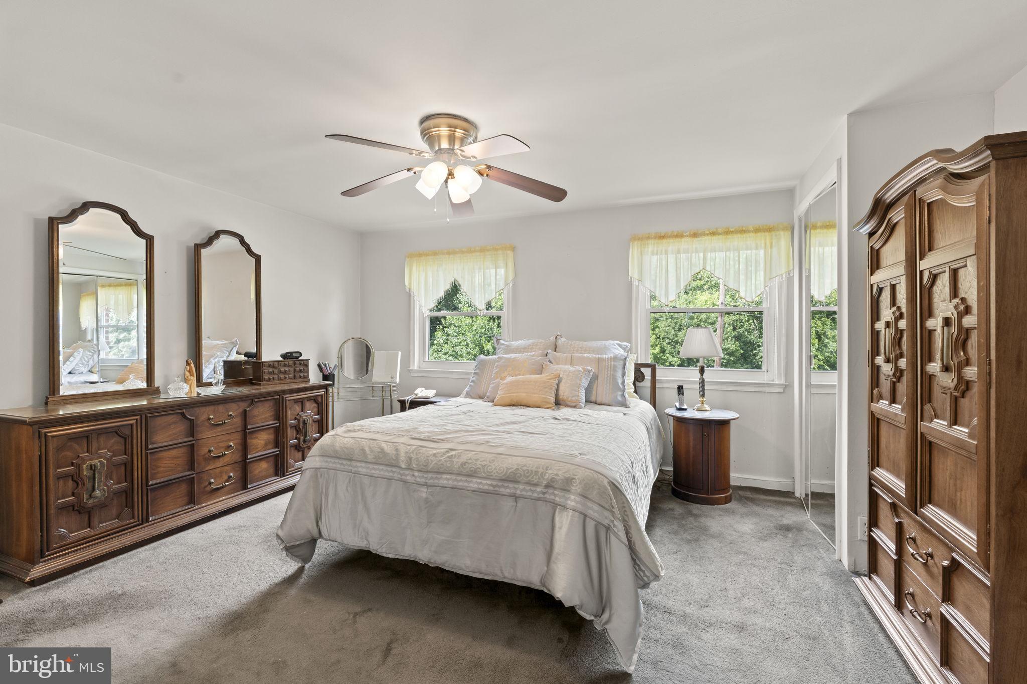 MAYFAIR - Residential