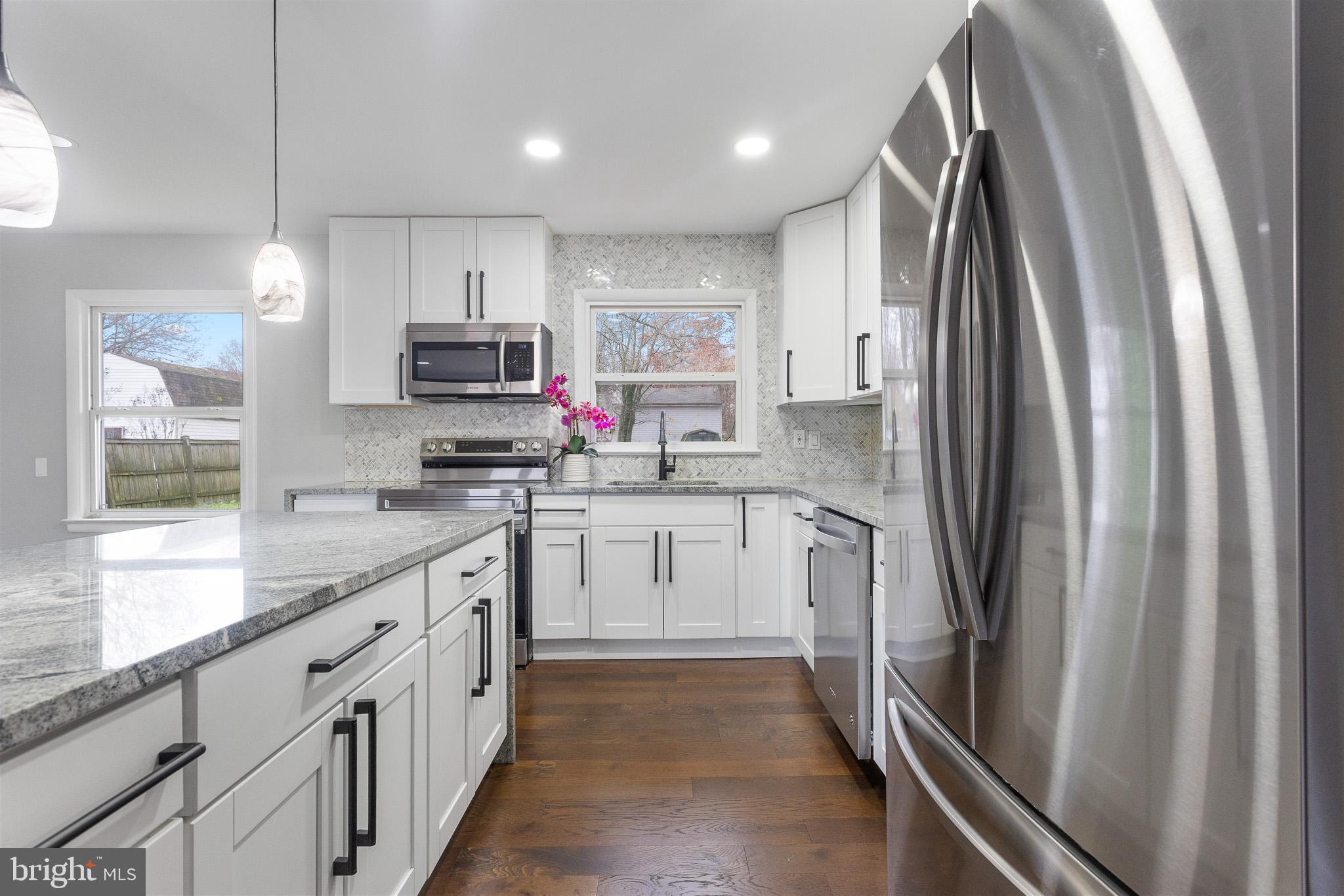 FORT WASHINGTON - Residential