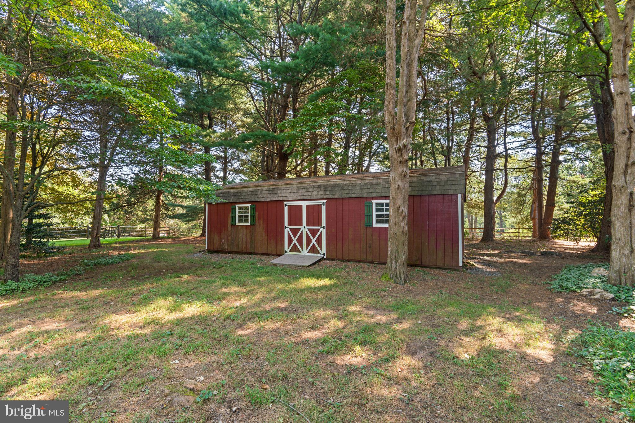 ANCIENT OAK - Residential