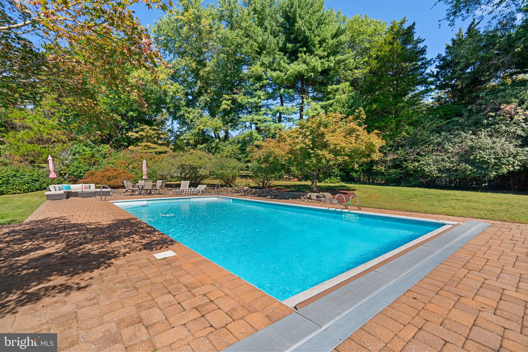 ANCIENT OAK - Residential