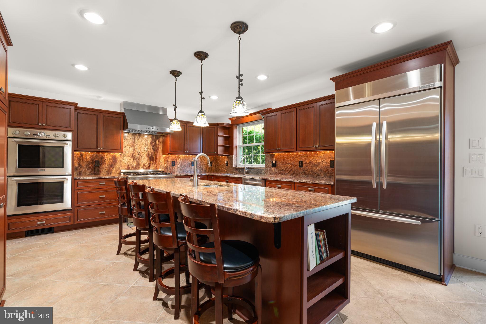 ANCIENT OAK - Residential