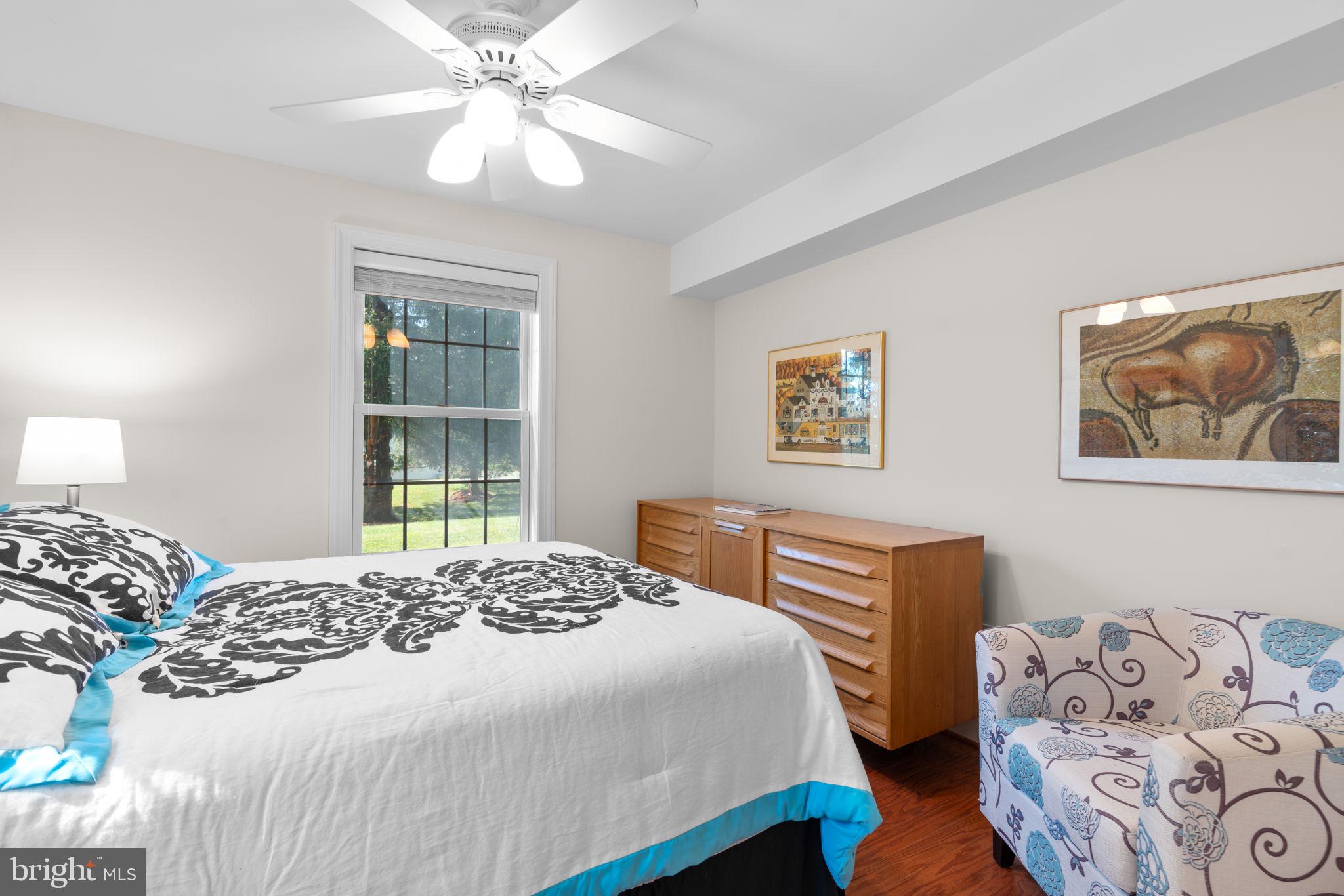 ANCIENT OAK - Residential