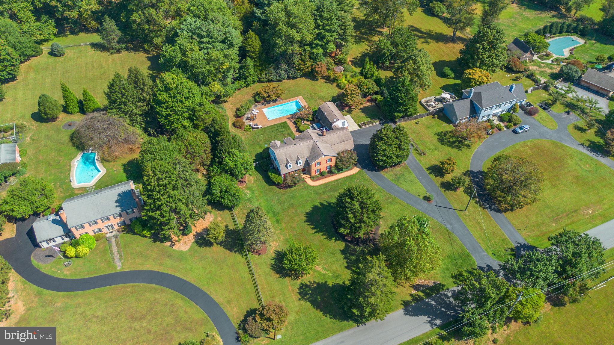 ANCIENT OAK - Residential