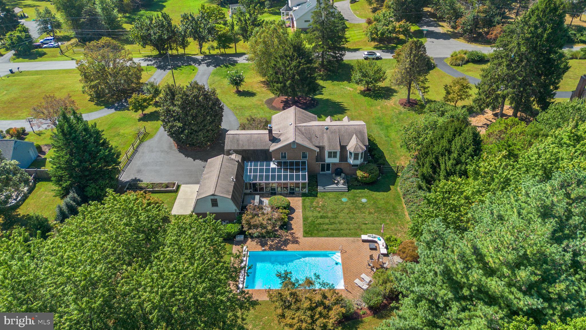 ANCIENT OAK - Residential