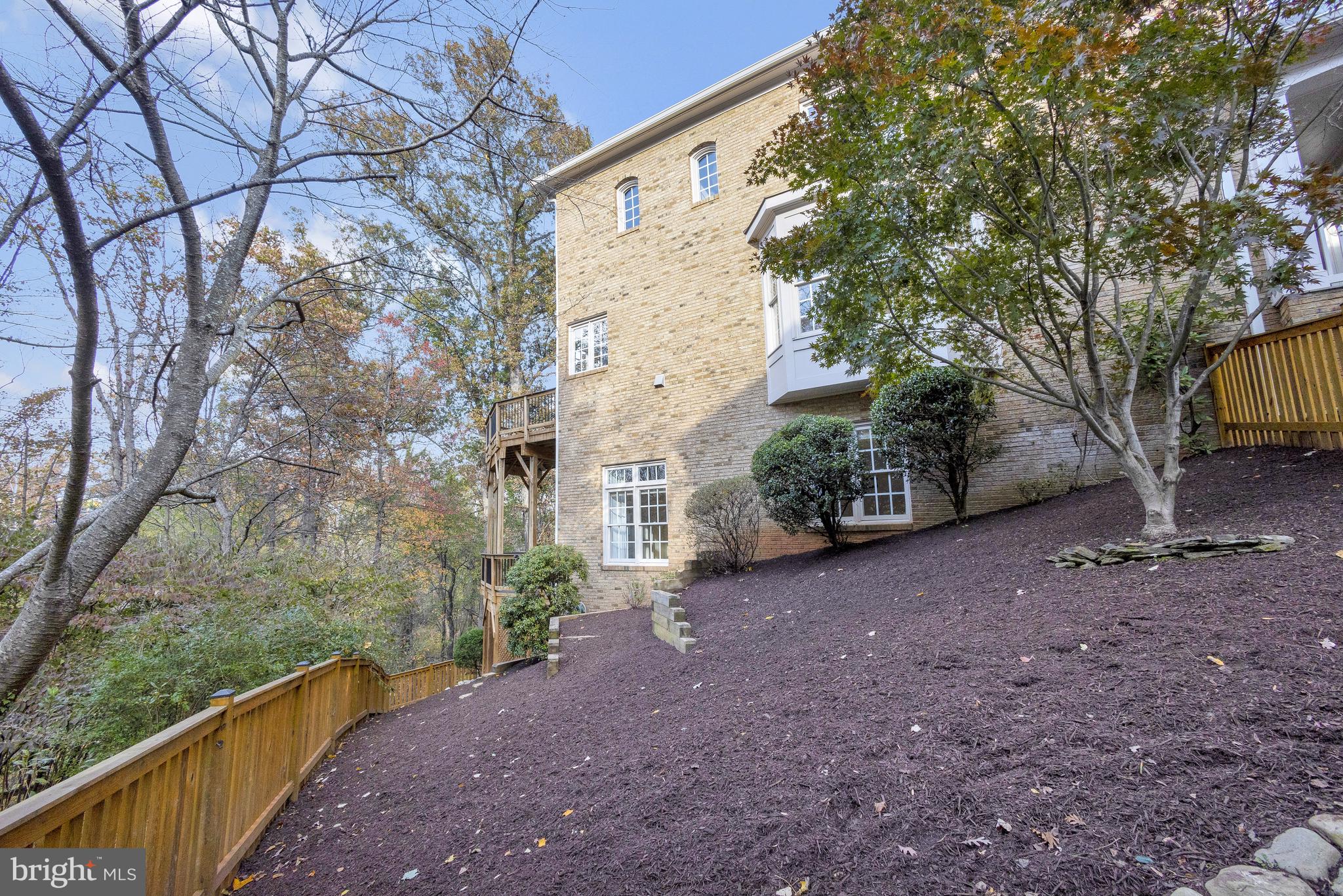 DOMINION HILL - Residential