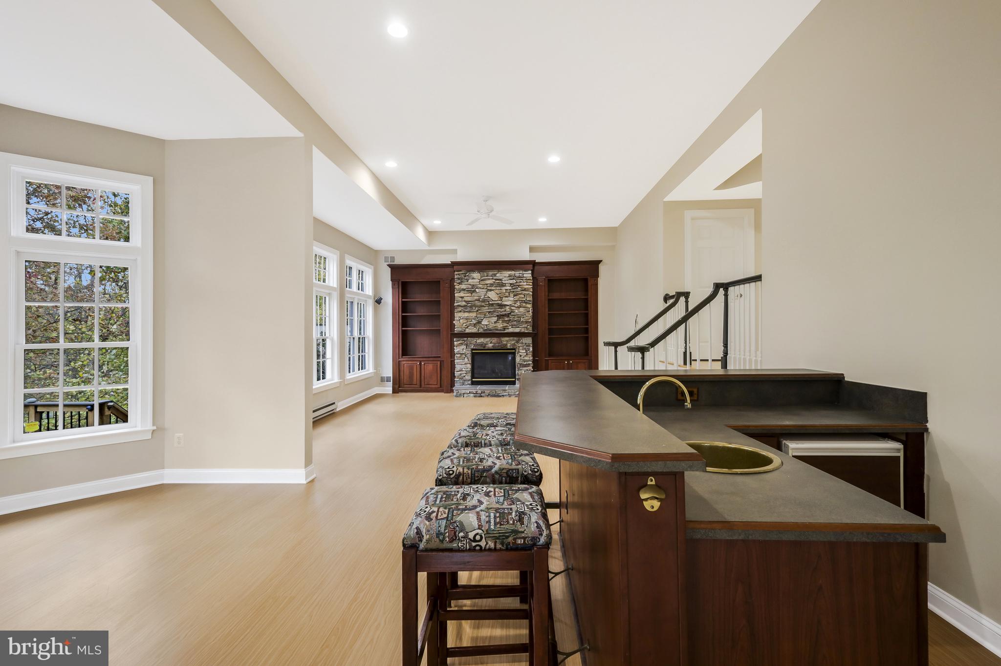 DOMINION HILL - Residential