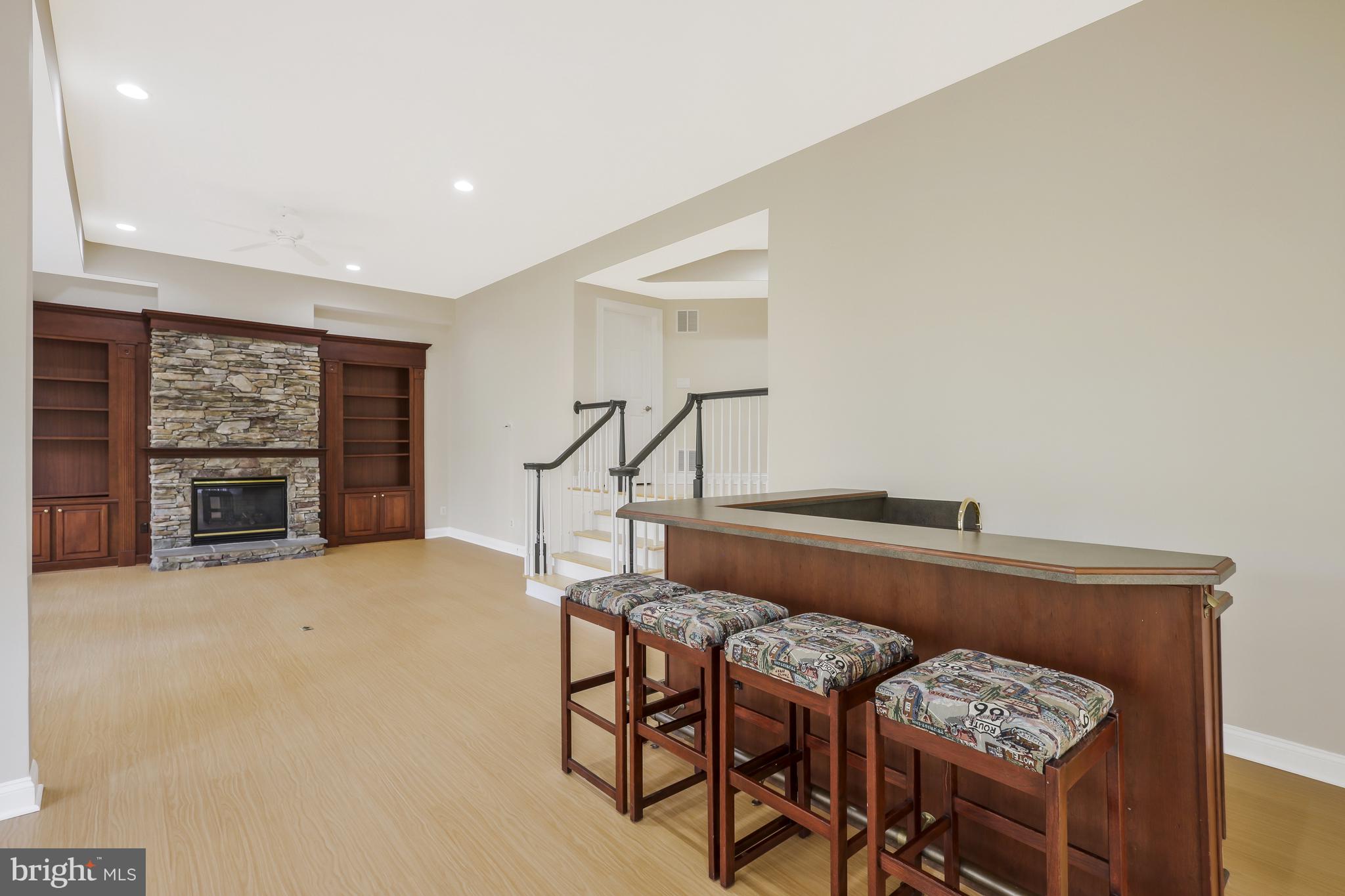 DOMINION HILL - Residential