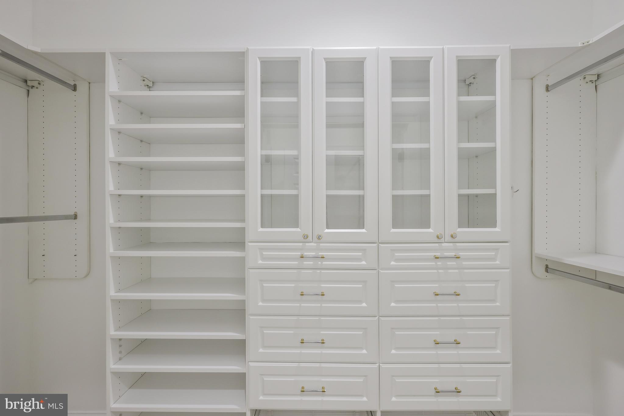 DOMINION HILL - Residential