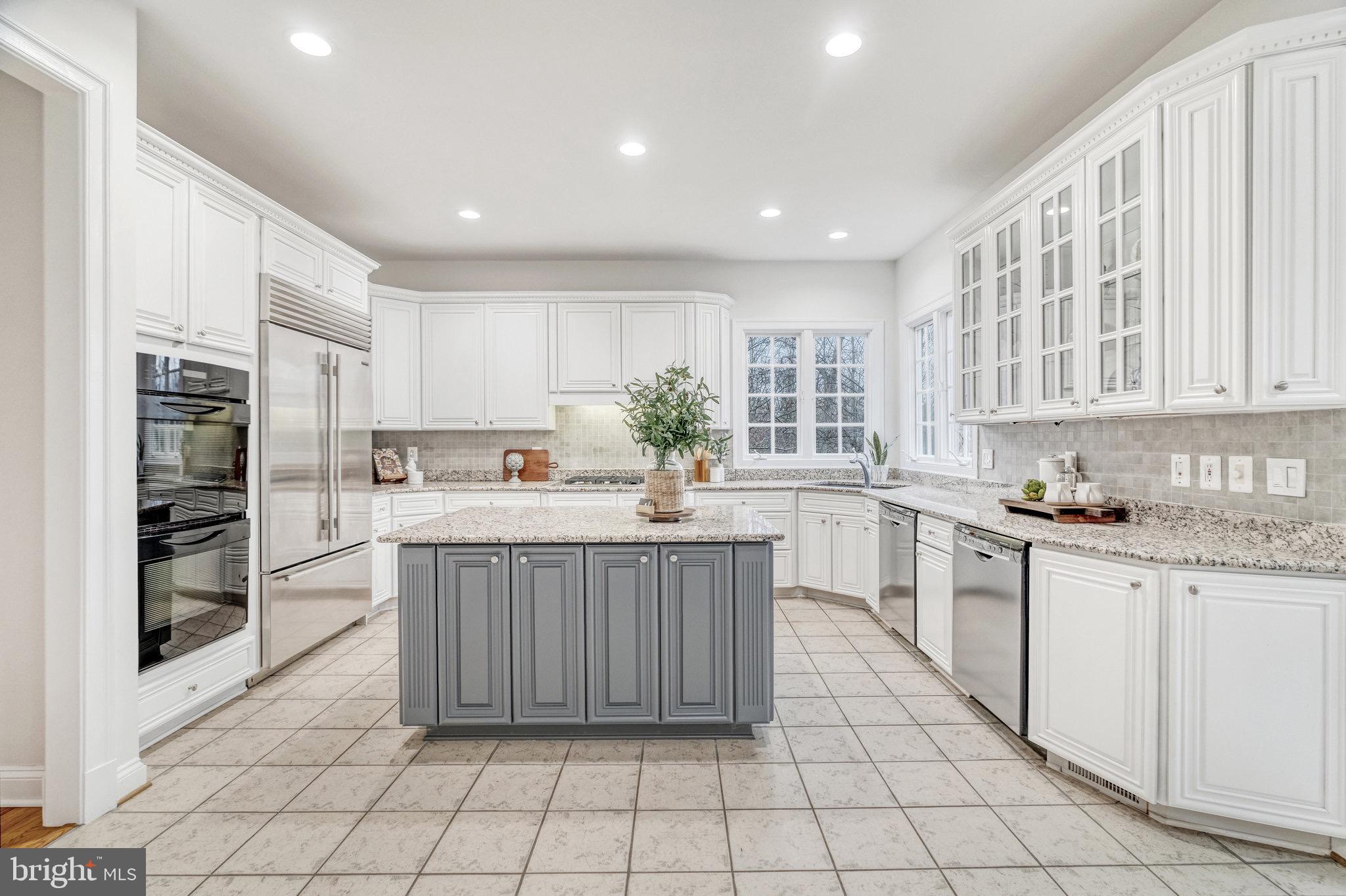 DOMINION HILL - Residential