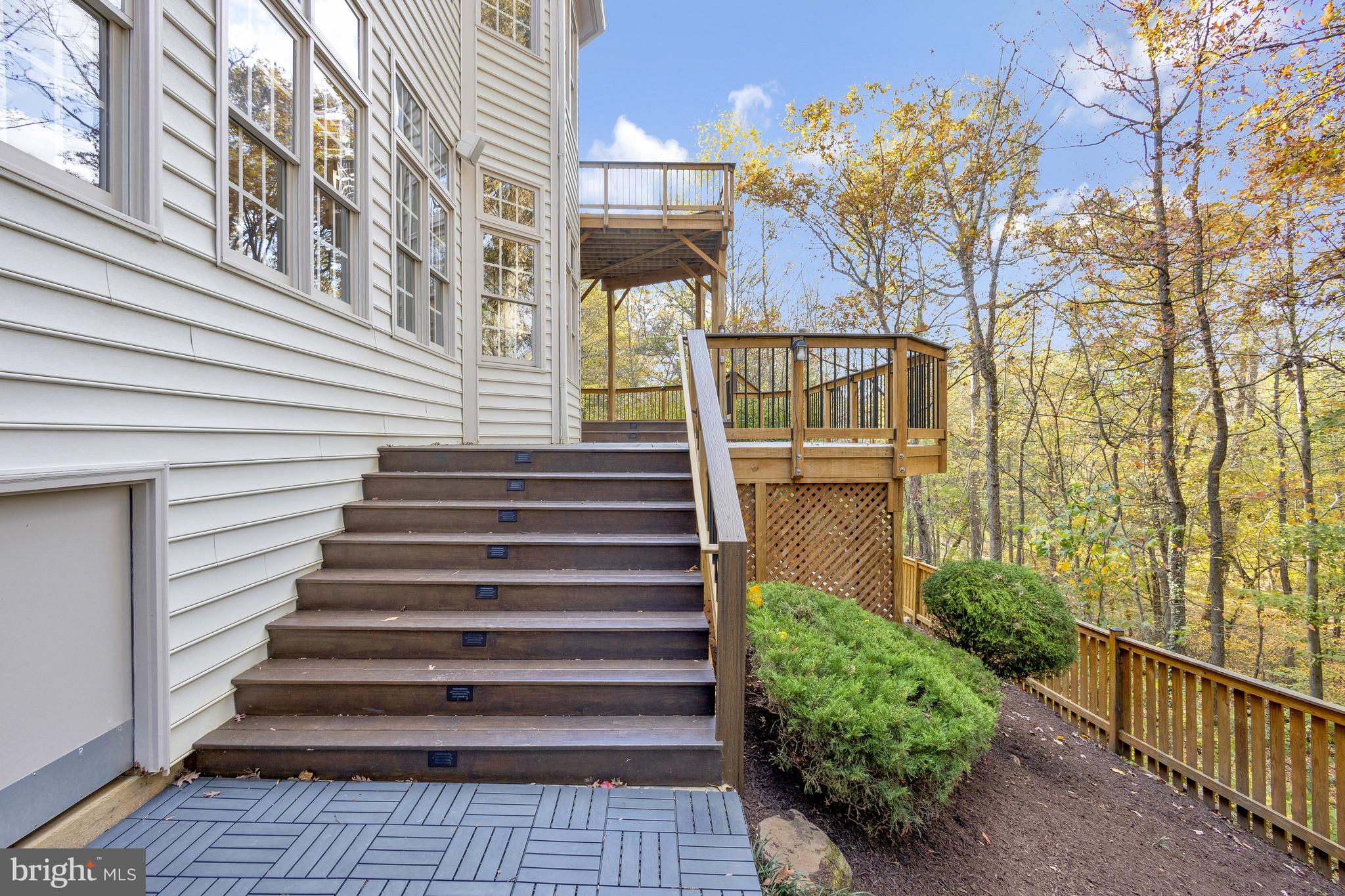 DOMINION HILL - Residential