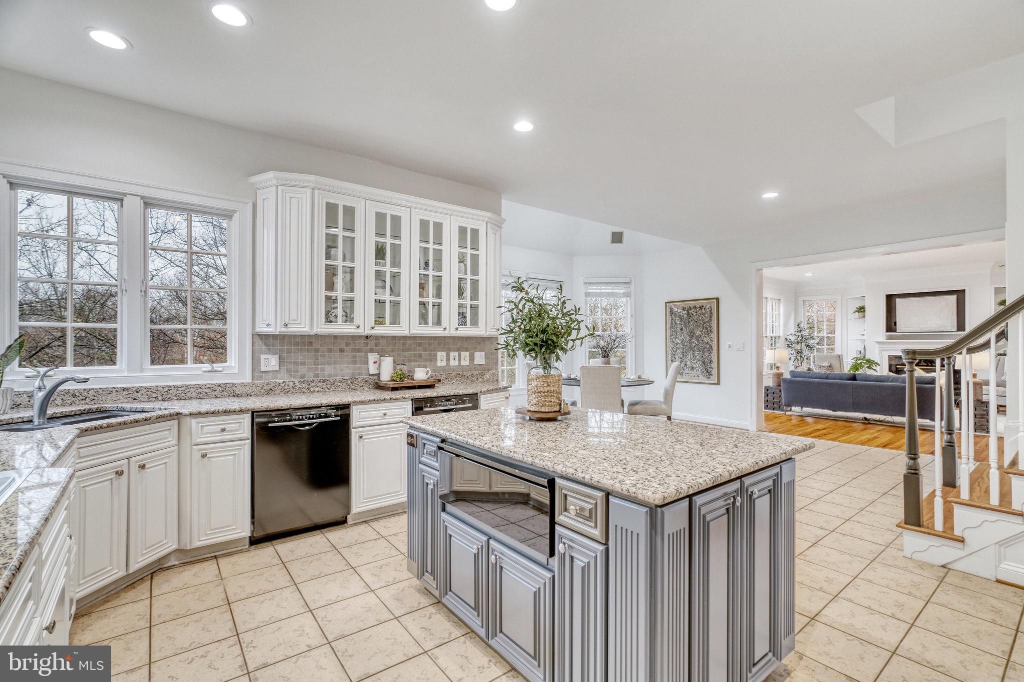 DOMINION HILL - Residential