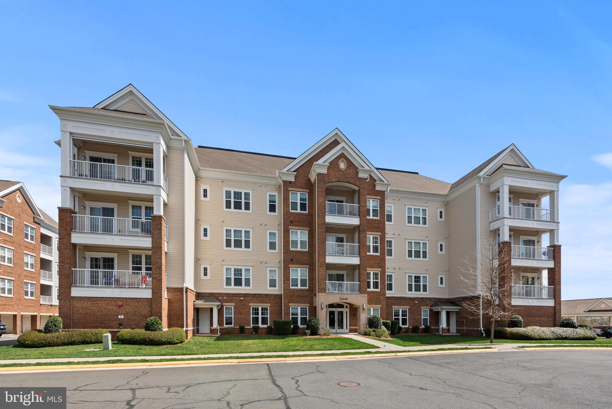 POTOMAC GREEN CONDOMINIUM - Residential