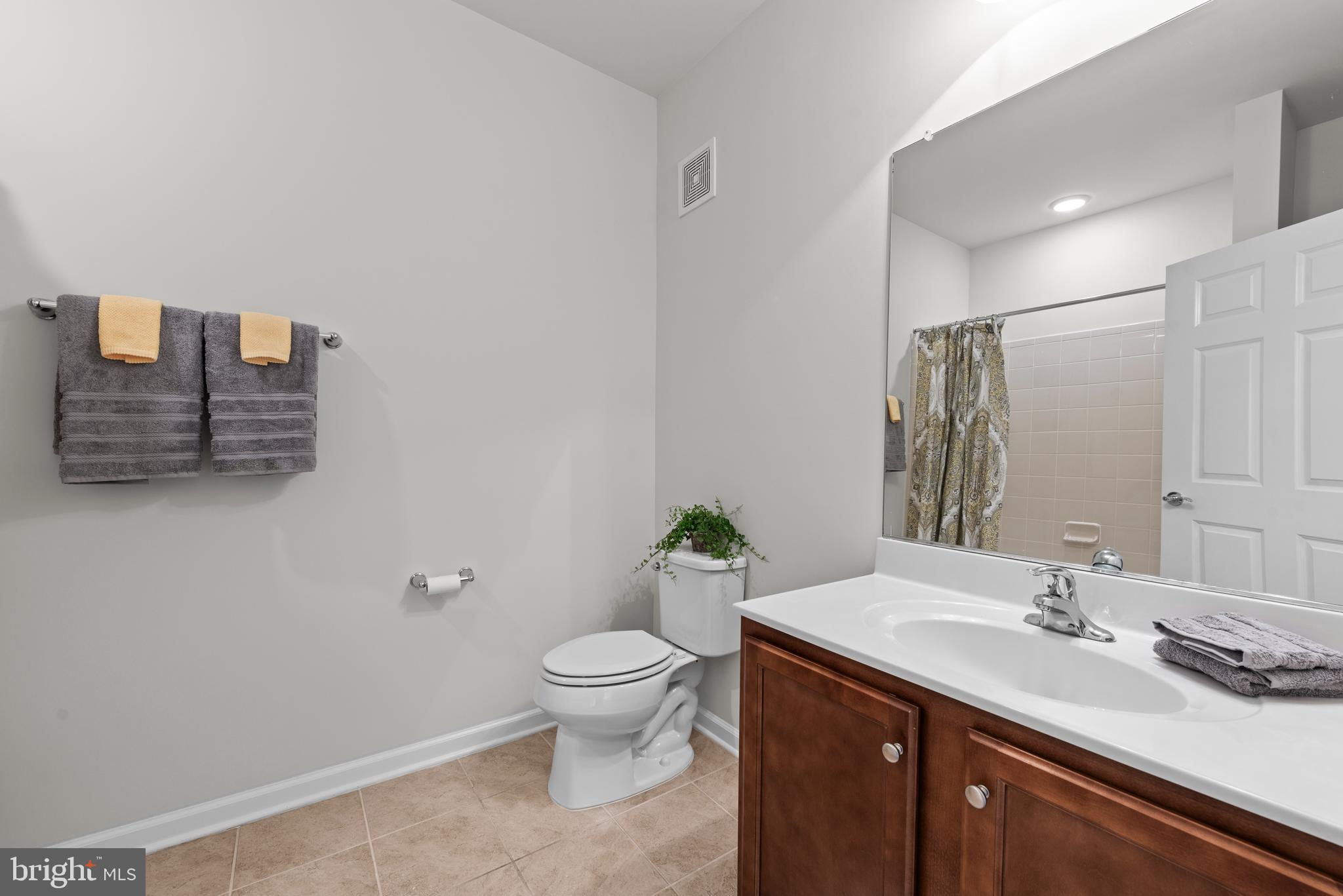 POTOMAC GREEN CONDOMINIUM - Residential