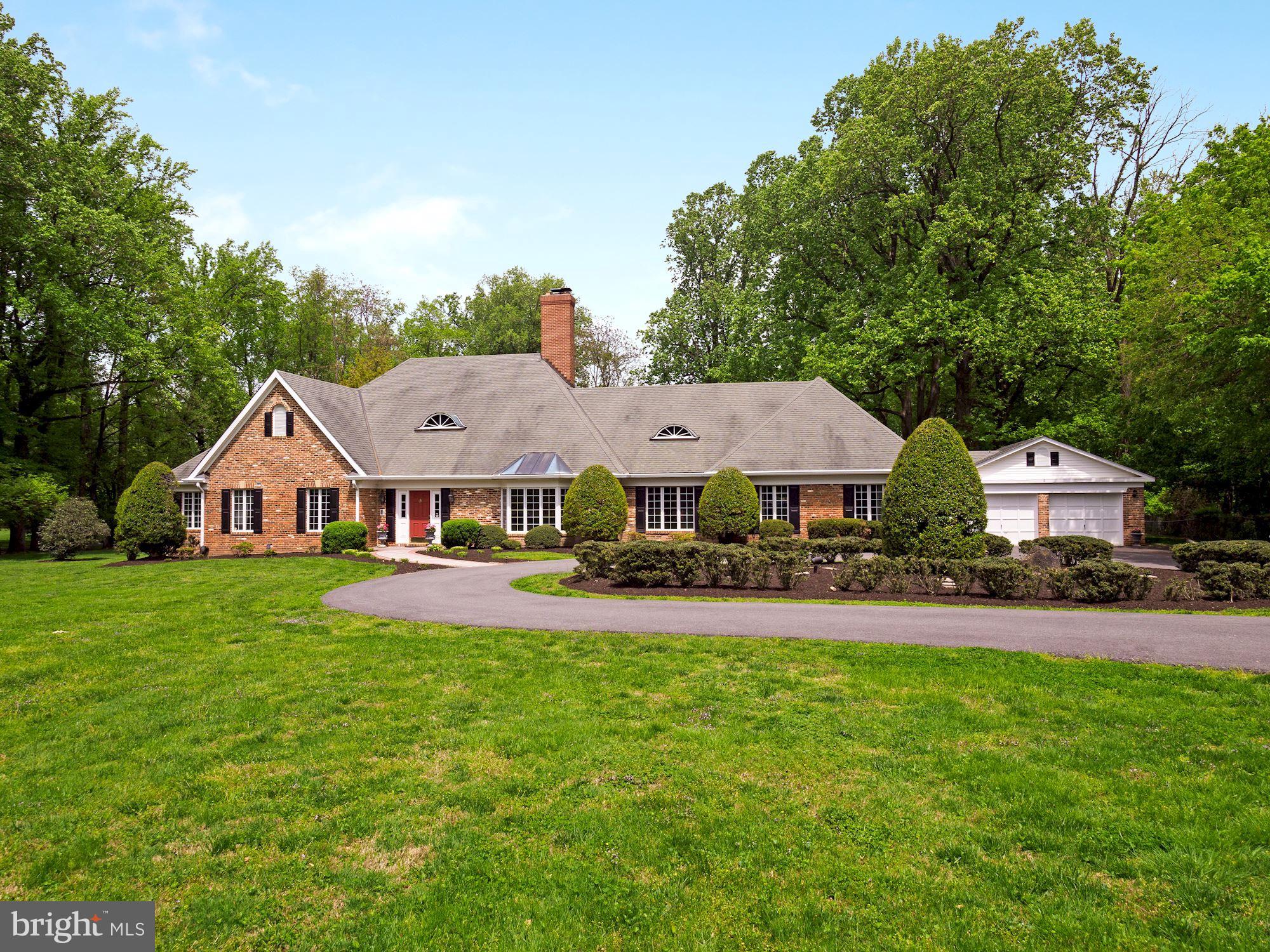 POTOMAC MANOR - Residential