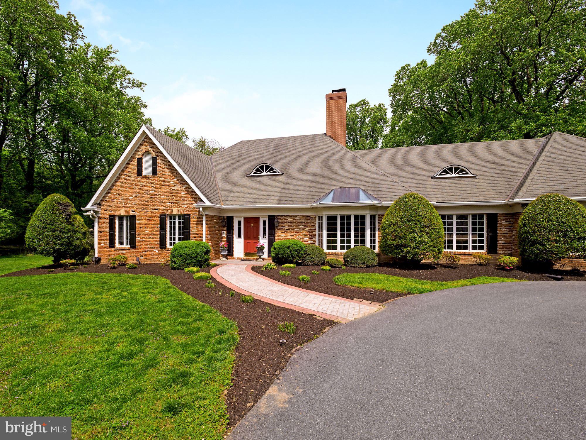 POTOMAC MANOR - Residential