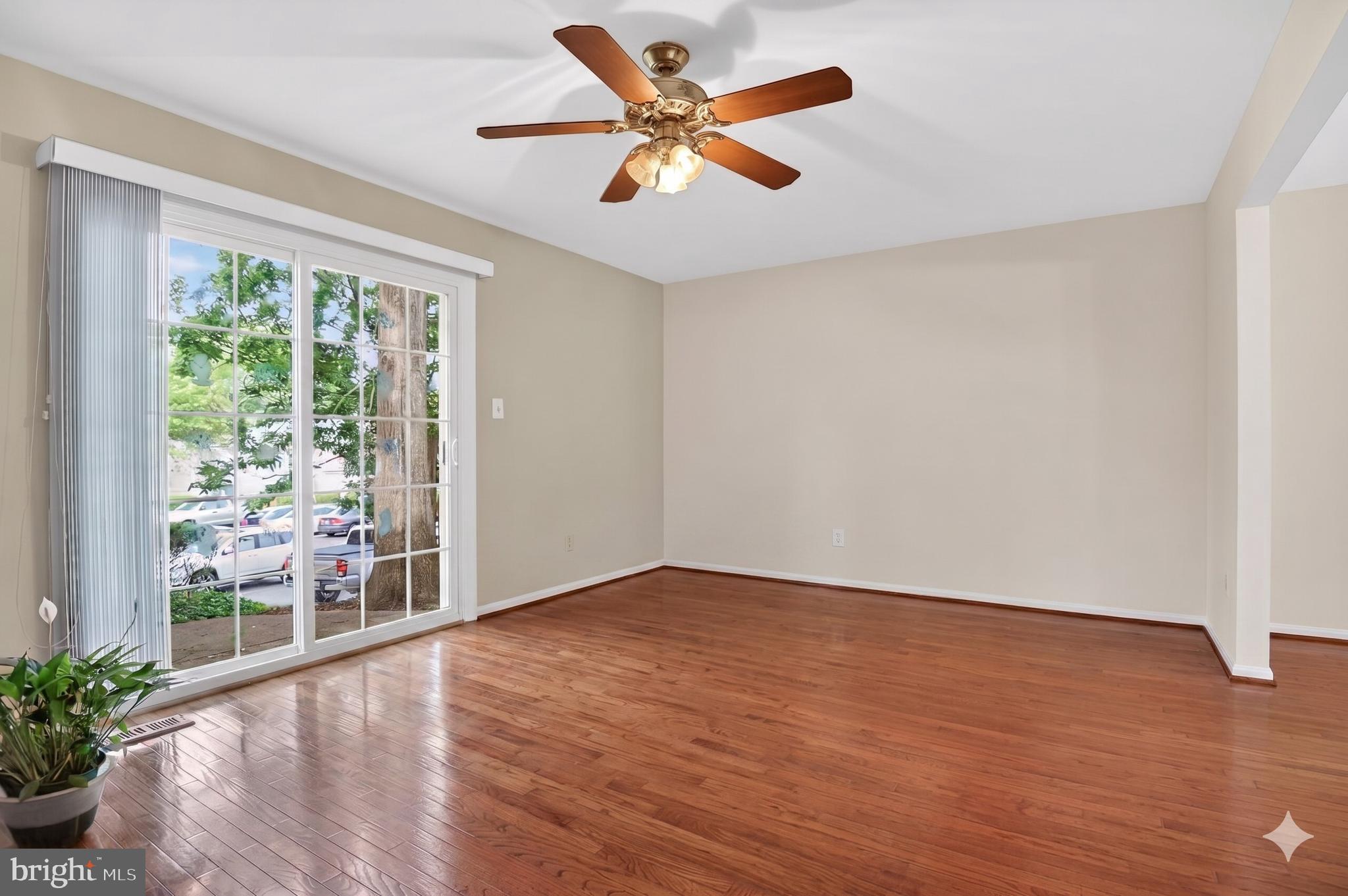 KEENE MILL WOODS - Residential
