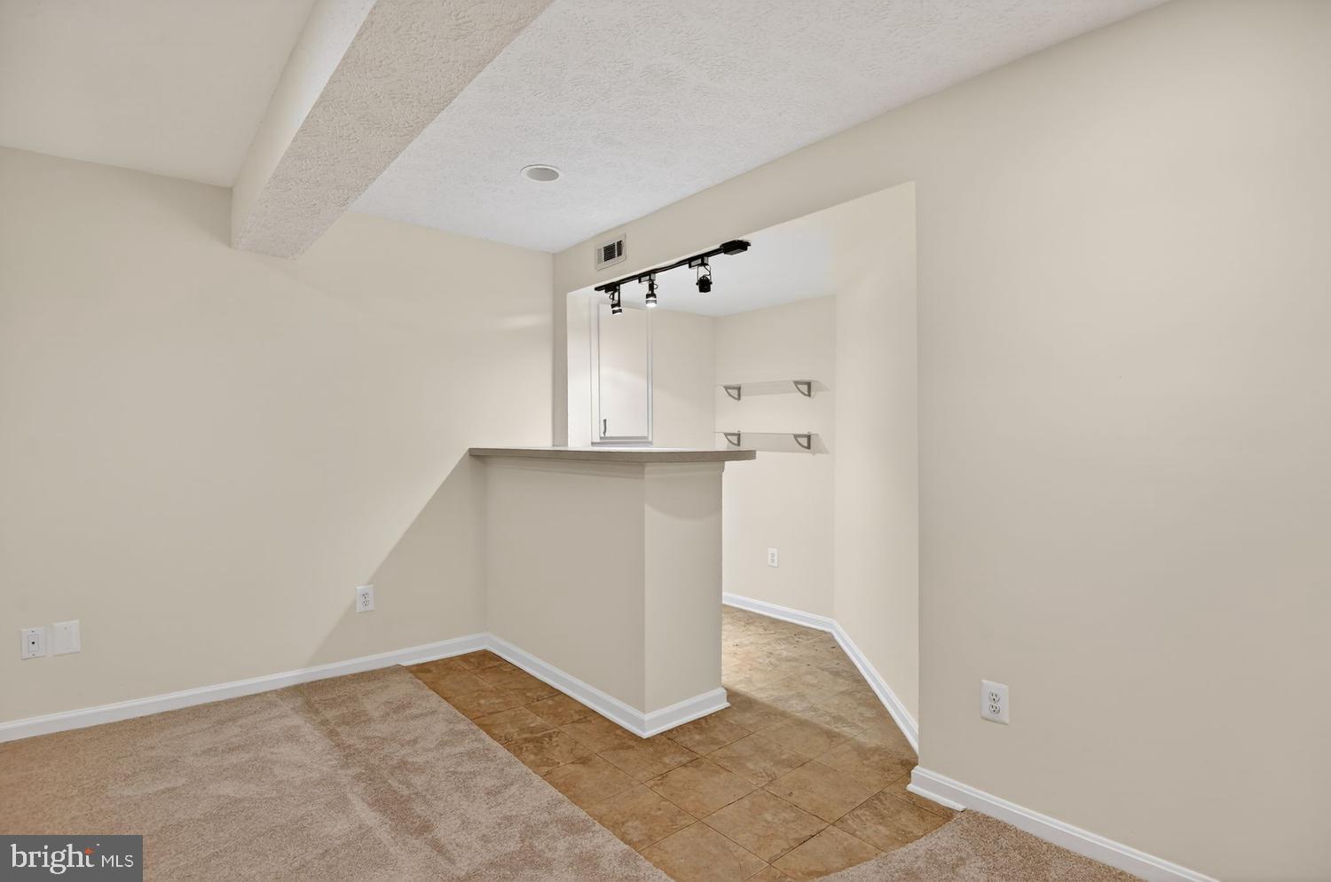 KEENE MILL WOODS - Residential