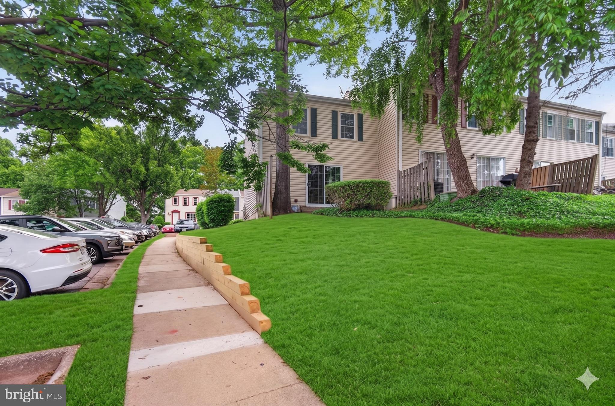 KEENE MILL WOODS - Residential
