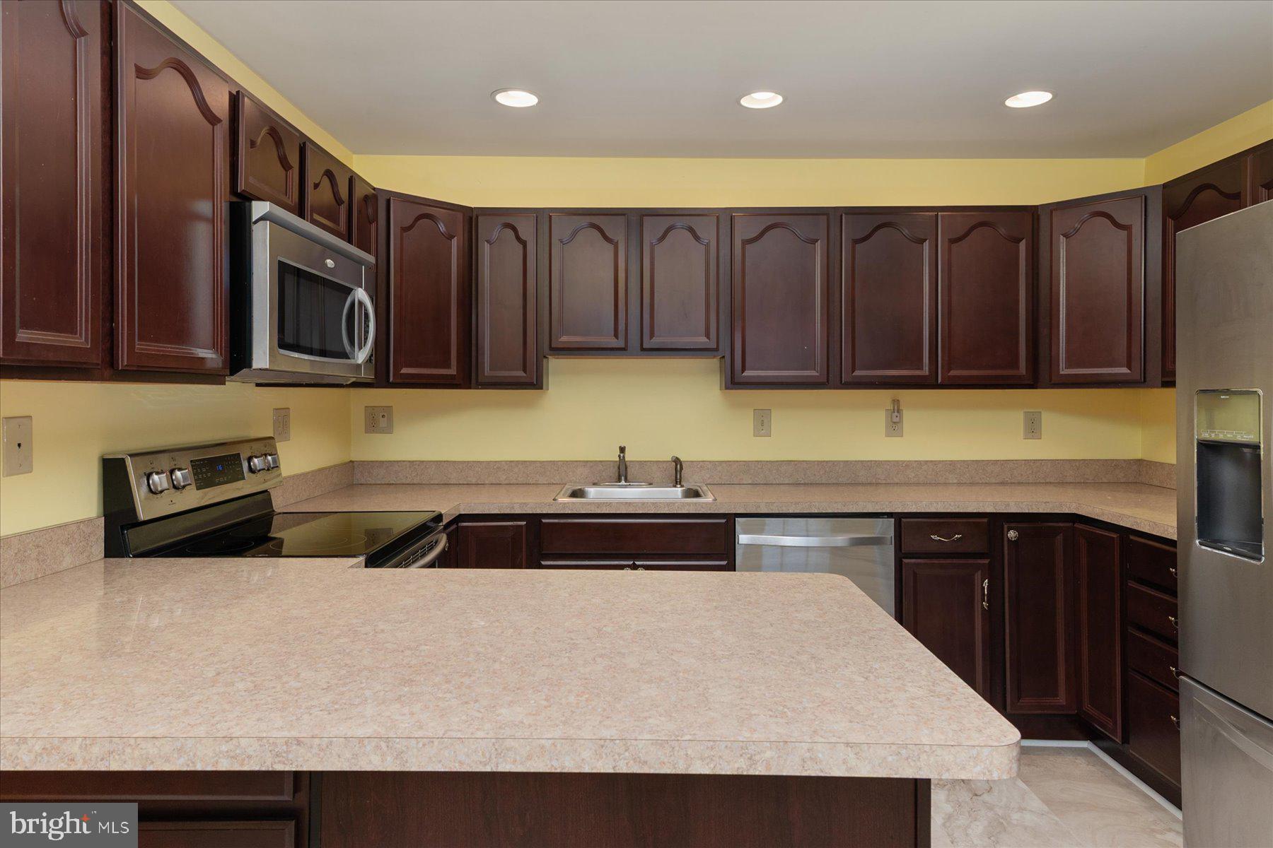 VICTORY VILLA - Residential