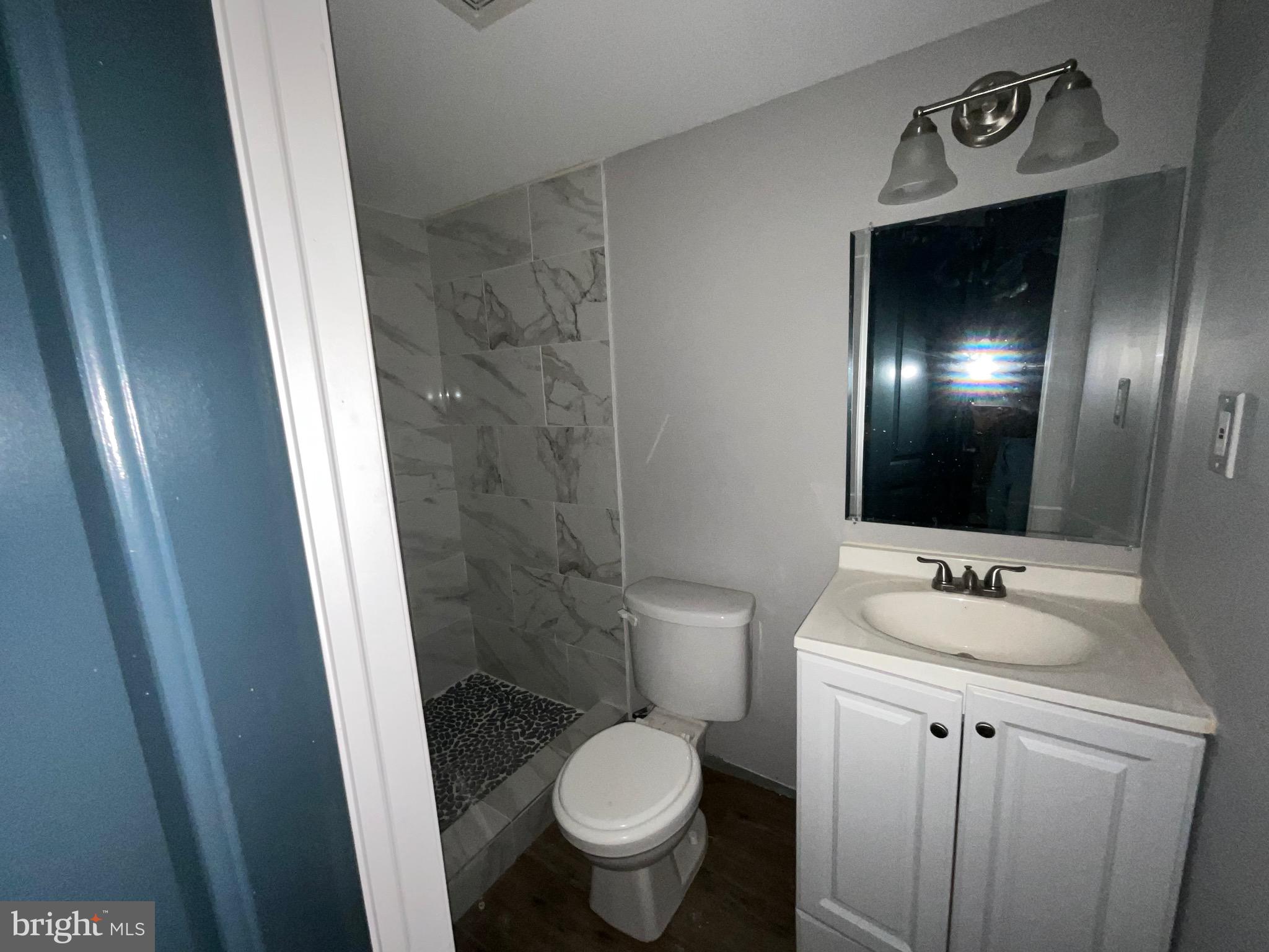 MONDAWMIN - Residential